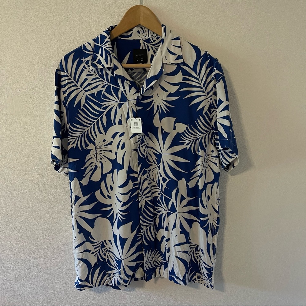 Lefties Man Hawaiian Aloha Shirt Blue Tropical Palm Leaf Print NWT-Medium